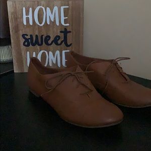 Coffee Color Lace Shoes